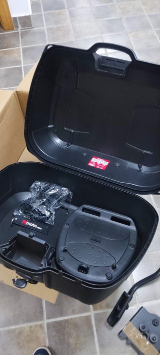 Baúl Givi B45+ 45L