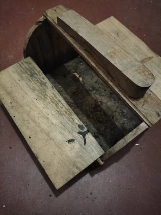 Caja Limpiador de Calzado Antigua
