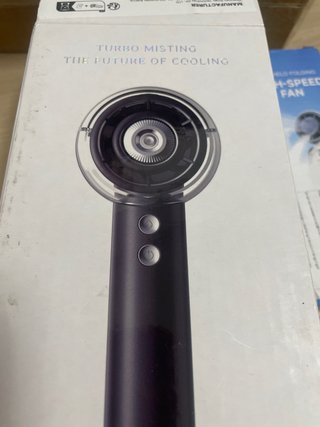 Ventilador portátil con pulverizador