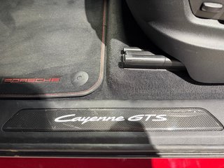 Porsche Cayenne Coupé GTS 2025