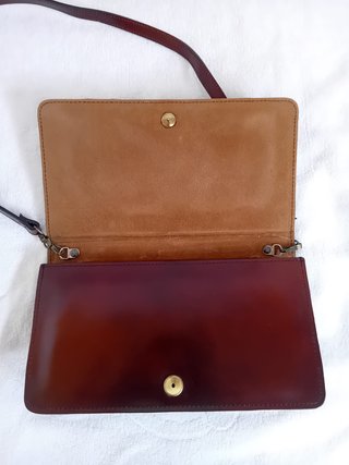 BOLSO BANDOLERA  o MANO CUERO MARRÓN