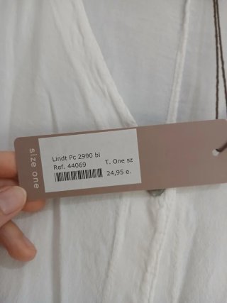 Blusa blanca Size One talla única