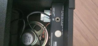 Guitarra Behringer iAXE624 USB + Amplificador 25w