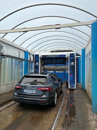 Audi A4 2024