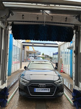 Audi A4 2024