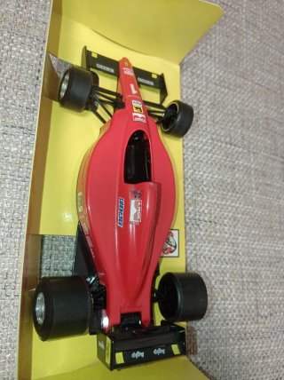 Ferrari F1 641/2 Bburago 1/24 Alain Prost