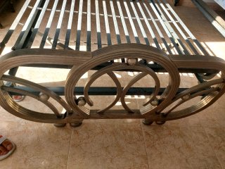 Vendo 3 camas de niquel.