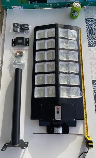 Foco Solar HU 3000W - 30.000mAh bateria