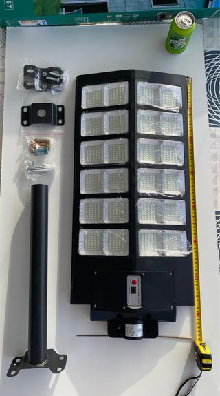 Foco Solar HU 3000W - 30.000mAh bateria