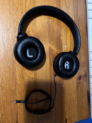 Auriculares JBL Tune 500 con cable