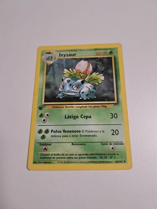 Carta Pokémon Ivysaur 30/102 Base Set 1ª Edición