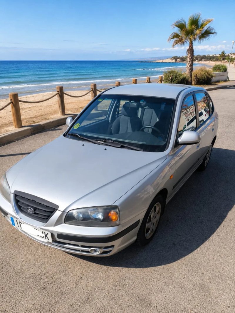 Hyundai Elantra 2005 - foto 1