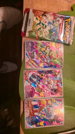 Trío de cartas Pokémon Serie 2