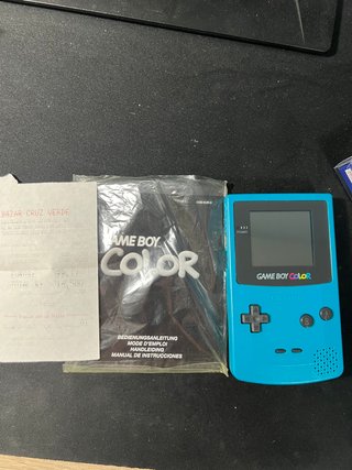 Nintendo Game Boy Color + Pokémon Azul
