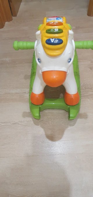 Caballito mecedor infantil con luces y sonidos