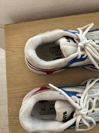 Zapatillas Lacoste azules y blancas