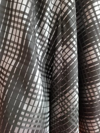 Vestido de fiesta negro y gris