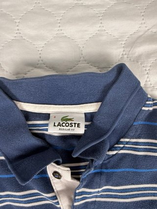 Polo Lacoste Rayas Azul y Blanco