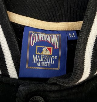 Sudadera Yankees NY Negra y Blanca (New Era)
