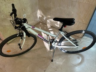 Bicicleta Rockrider Blanca