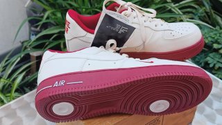 Zapatilla Talla 40.5 granate y Blanca