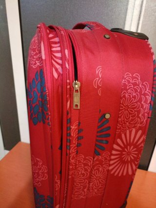 Maleta de viaje 50L con ruedas