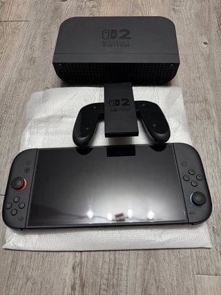 Nintendo Switch + Funda Rígida + Cristal Templado