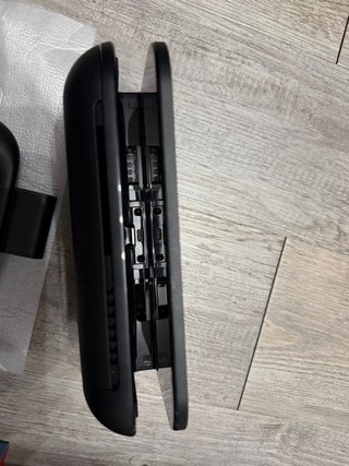 Nintendo Switch + Funda Rígida + Cristal Templado