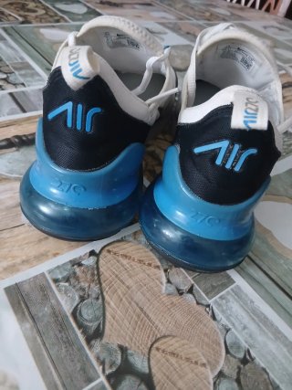 Scarpe Nike Air Max 270 Bianche e Blu