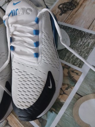 Scarpe Nike Air Max 270 Bianche e Blu