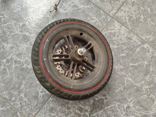 Rueda patinete eléctrico Xiaomi (despiece)