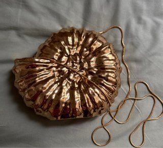 Bolso Clutch Zara Metálico Concha Dorado