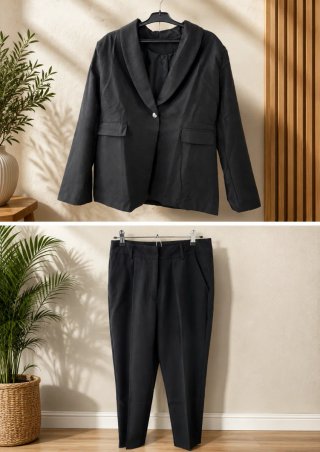 Traje de chaqueta y pantalón negro