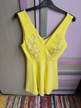 Lote 2 vestiti gialli T. S/M