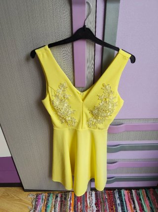 Lote 2 vestiti gialli T. S/M