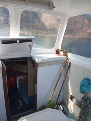 Barco / embarcación a motor