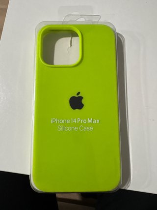Funda iPhone 14 Pro Max sin uso