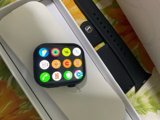 Watch Nero 9 simil