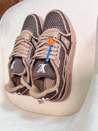 Zapatillas Louis Vuitton Marrón y Rosa