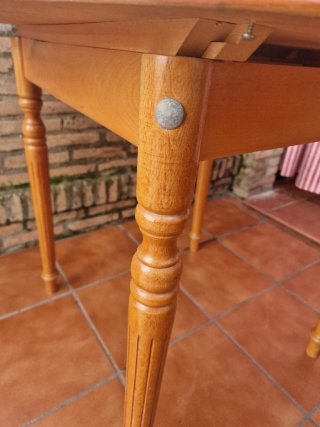 Mesa redonda cristal y madera