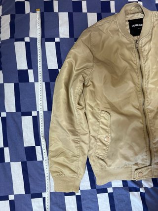 Chaqueta Bomber Beige Talla M