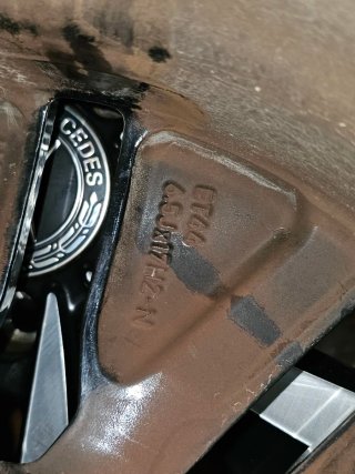 Llantas Mercedes 17” Originales con Neumáticos