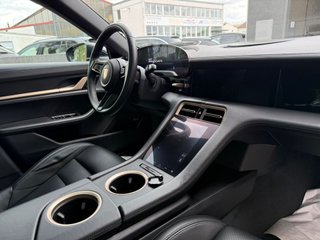 Porsche Taycan 4S 571CV batería grande del 2020