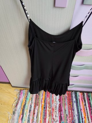 Lote. 2. Vestiti. Bianco/nero. T.S