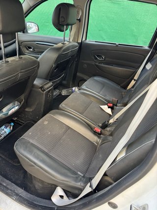Renault Scénic 1.5 dCi 110CV año 2012