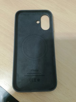 Funda iPhone 16 Plus Negra MagSafe