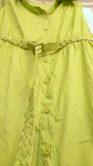 Vestido verde pistacho, Sfera M