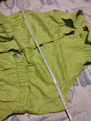 Vestido verde pistacho, Sfera M