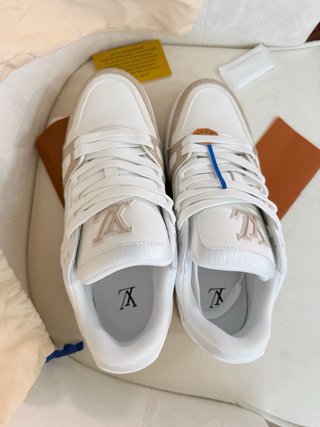 Zapatillas Louis Vuitton Beige y Blancas