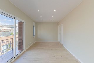 Piso en venta en Sants en Barcelona
